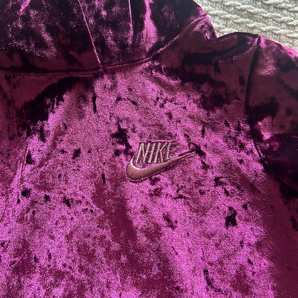 Nike velour youth dress - Picture 2 of 7